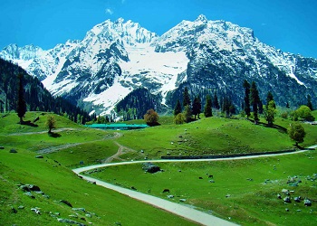 Manali Mountains, Kullu, Himachal Pradesh